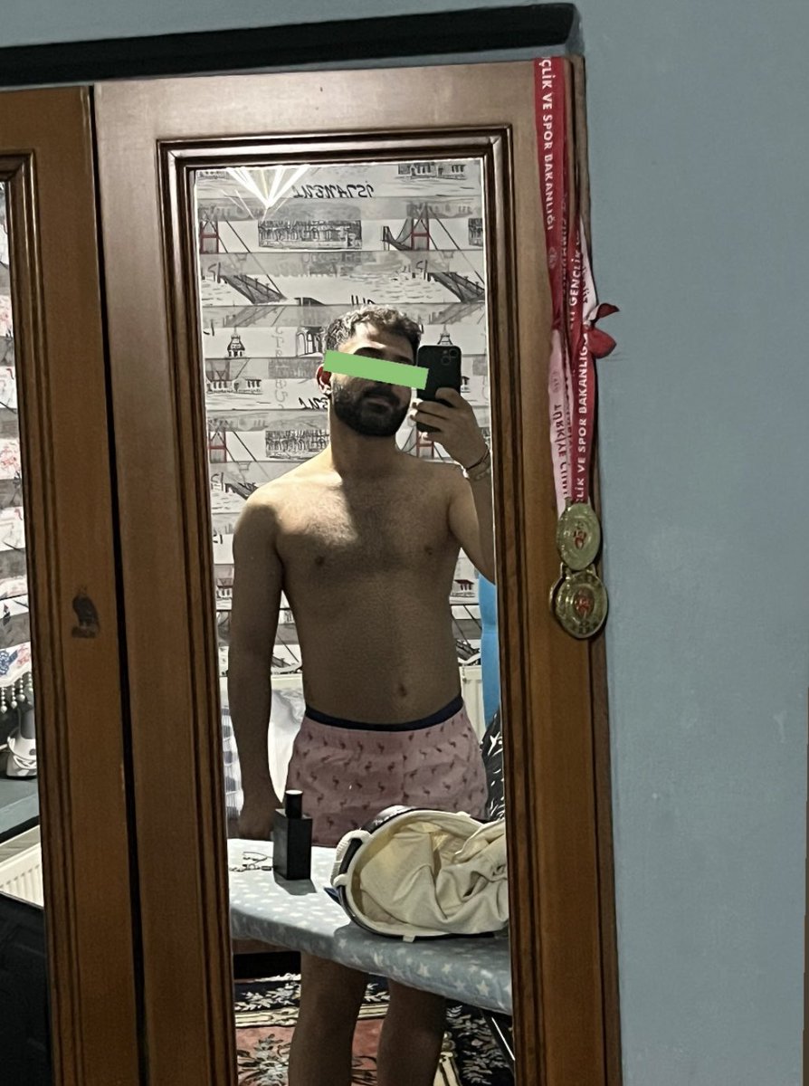 kamrastt's tweet photo. Ciao, ragazzi. https://t.co/4GDKZabLmx