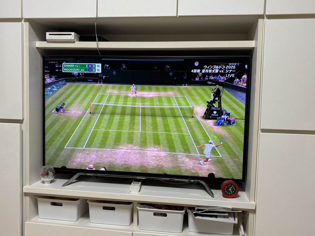 ym_765852's tweet photo. 助けてください
ウィンブルドンの望月VSシナーやっててワールドカップ ブラジルVSノルウェーやってるの熱いです https://t.co/whk4abWnVZ