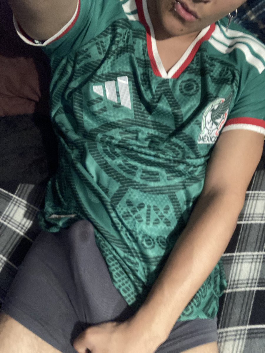 Angelzcdw's tweet photo. si gana Mexico me la saco
#CHUDAİ #wataa #CDMX #dotado #twinkscdmx #encuentroscdmx #cruisingméxico @TwinksEdoMex @CruisingenlaFes @EncuentroGayMty https://t.co/ZN0EhHVmh1