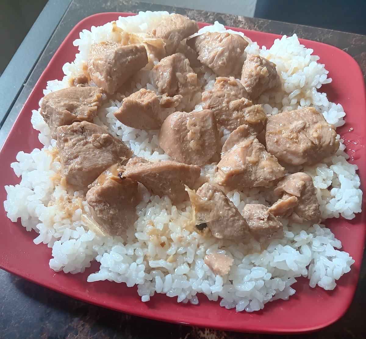 Morphuno's tweet photo. Adobo with chicken. A relatively cheap and definitely an easy recipe, I have yet to reduce the sauce into a broth but tasty either way XD. https://t.co/j8cWnk83KS