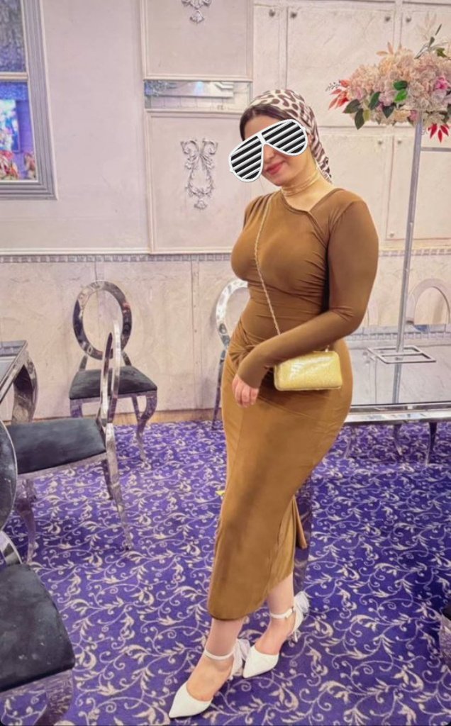 wr53sl's tweet photo. تحياتي 
اغلب المحجبات حاليا بتبقي لابسه حجاب ولفاه علي رقبتها 
طب بالنسبه لصدرك اللي منطور قدامك مترين ده مش هتغطيه 
وكمان الفستان محدد حجم البزاز وتدويرتها وماشيه تهزي فيهم 
الحجاب لازم يكون ساتر للصدر 
والفستان يكون واسع مش مخلي كل تفصيله في لحمك متعريه قدام العيون 
 افهموا https://t.co/OVZNIIEhv8