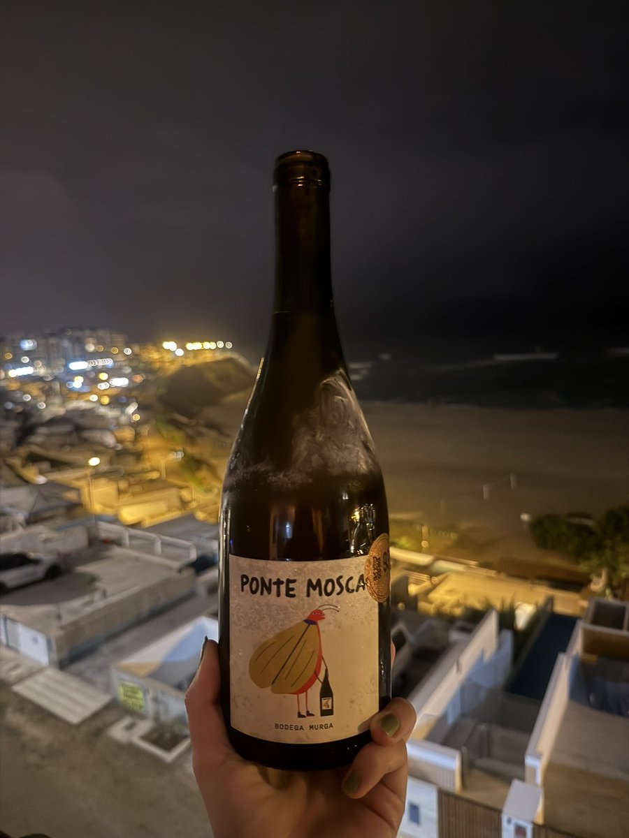 colrisada's tweet photo. Vino con toque frutado 10/10 https://t.co/OLYn2ourKv