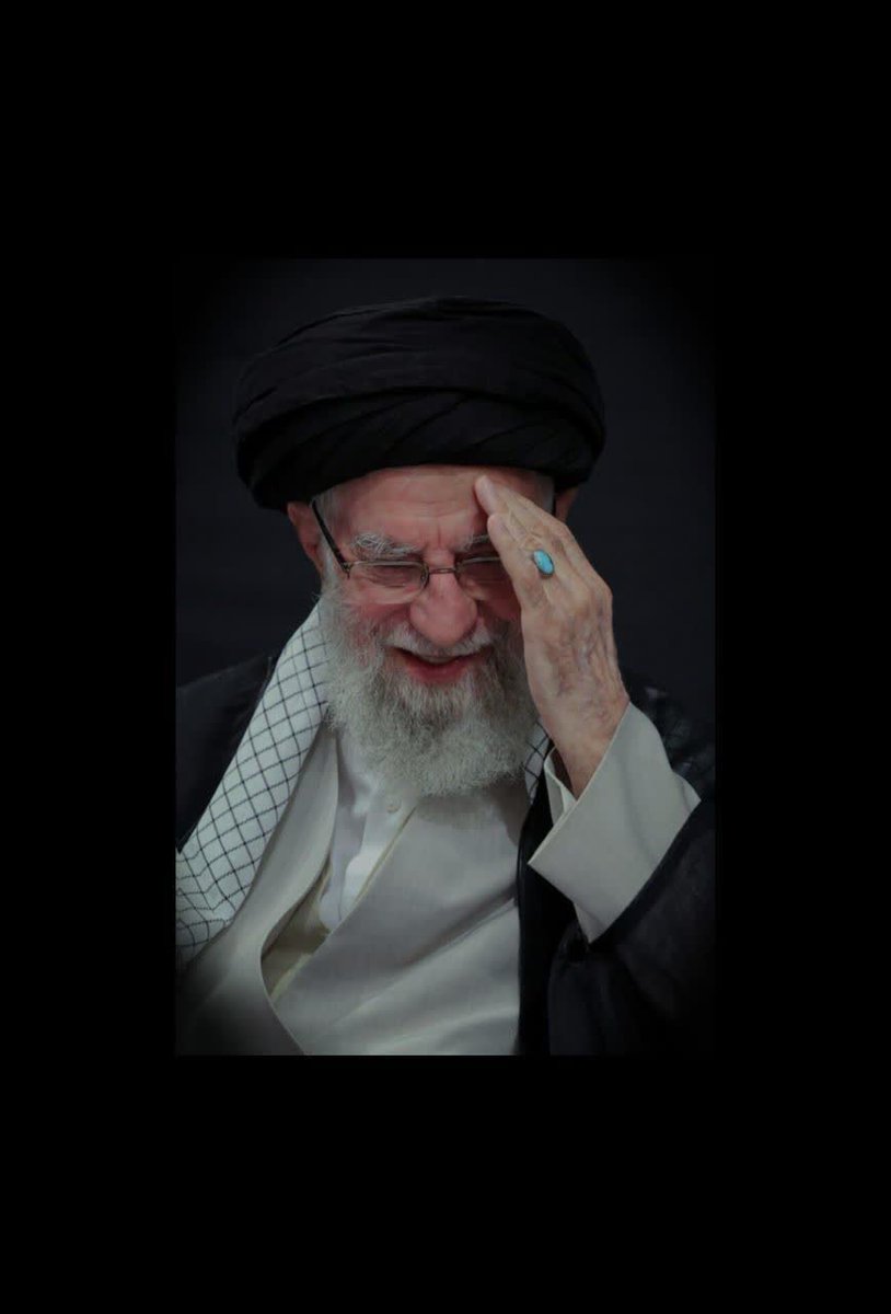 Niceee85's tweet photo. در طول تاریخ معاصر ایران
هیچ قــهرمان ملی
هـــــیچ شـــخصیتی 
هیچ کسی
به اندازهٔ این مرد 
نتونست به منافع ایران 
و اسلام خـــــدمــــت کنه

آقای شهیدم😭😭😭
#باید_برخاست
#کشور_دوست https://t.co/OcidE5j118