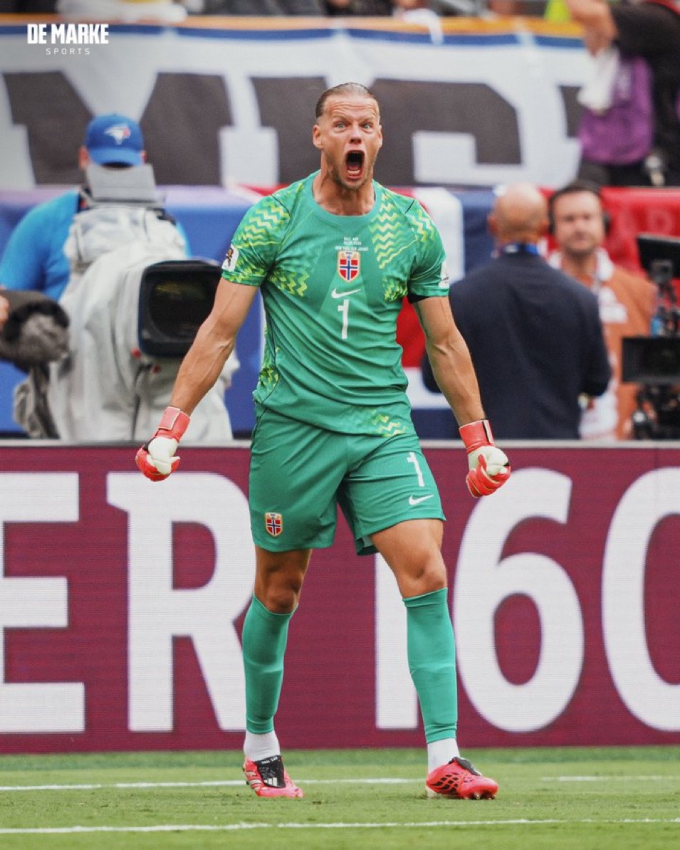 TheMacDaddyShow's tweet photo. What a win for Norway!
First keeper Ørjan Nyland saved his team.
Then star Erling Haaland CARRIED them.
Heading to the elite 8. 👏👏🇳🇴
@PatrickMcEnroe @CoastalAdvisors https://t.co/rRIQkqnZ9x