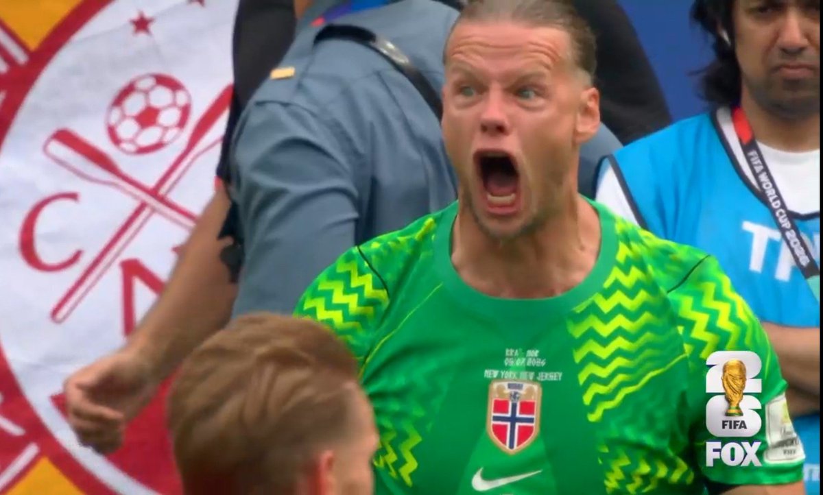 fott455's tweet photo. BRAZIL VS NORWAY 

BRAZIL MISSED PANALTY https://t.co/fotZhDNIRk