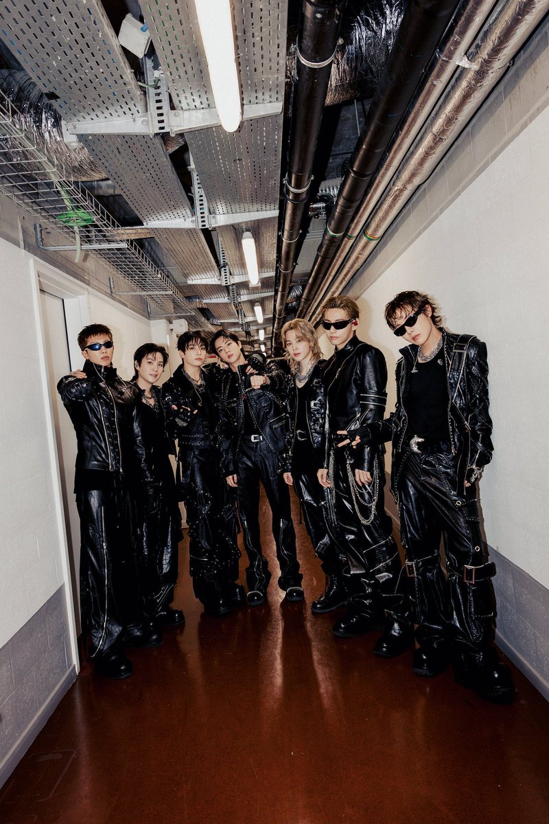 TheePopCore's tweet photo. BTS becomes the FIRST Asian Act in history to perform two SOLD-OUT shows at Belgium's King Baudouin Stadium, the nation's largest stadium. https://t.co/g1IePLxJrw