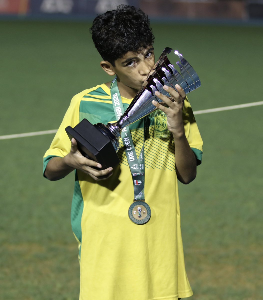 seeb_academy's tweet photo. أبطال أكاديمية #نادي_السيب 🏆🥇🤩⚽️ https://t.co/YcuhZChufk