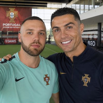 thibastronaut's tweet photo. #NouvellePhotoDeProfil https://t.co/CEXmLPdNgu