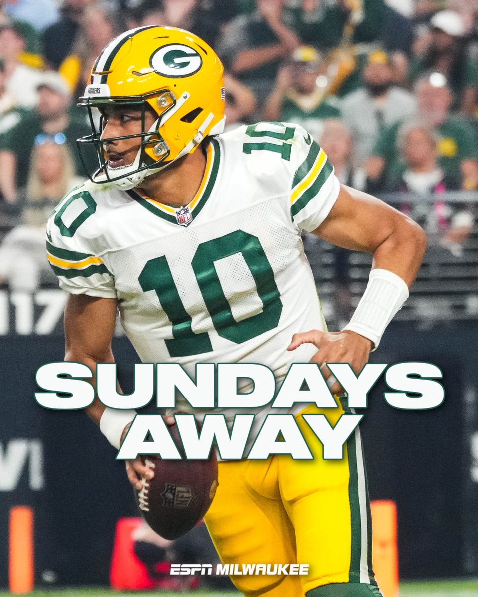 ESPNMilwaukee's tweet photo. Only 10 more weeks. #GoPackGo https://t.co/adpXqVgw3i