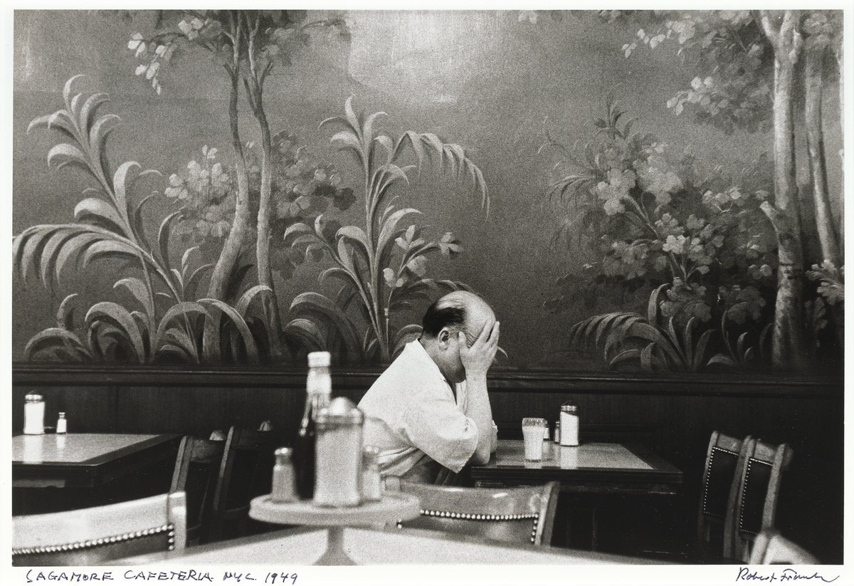 Ana88121644's tweet photo. "Sagamore Cafeteria", NYC, 1949.

📸 Robert Frank https://t.co/Ju1yAuQR1x