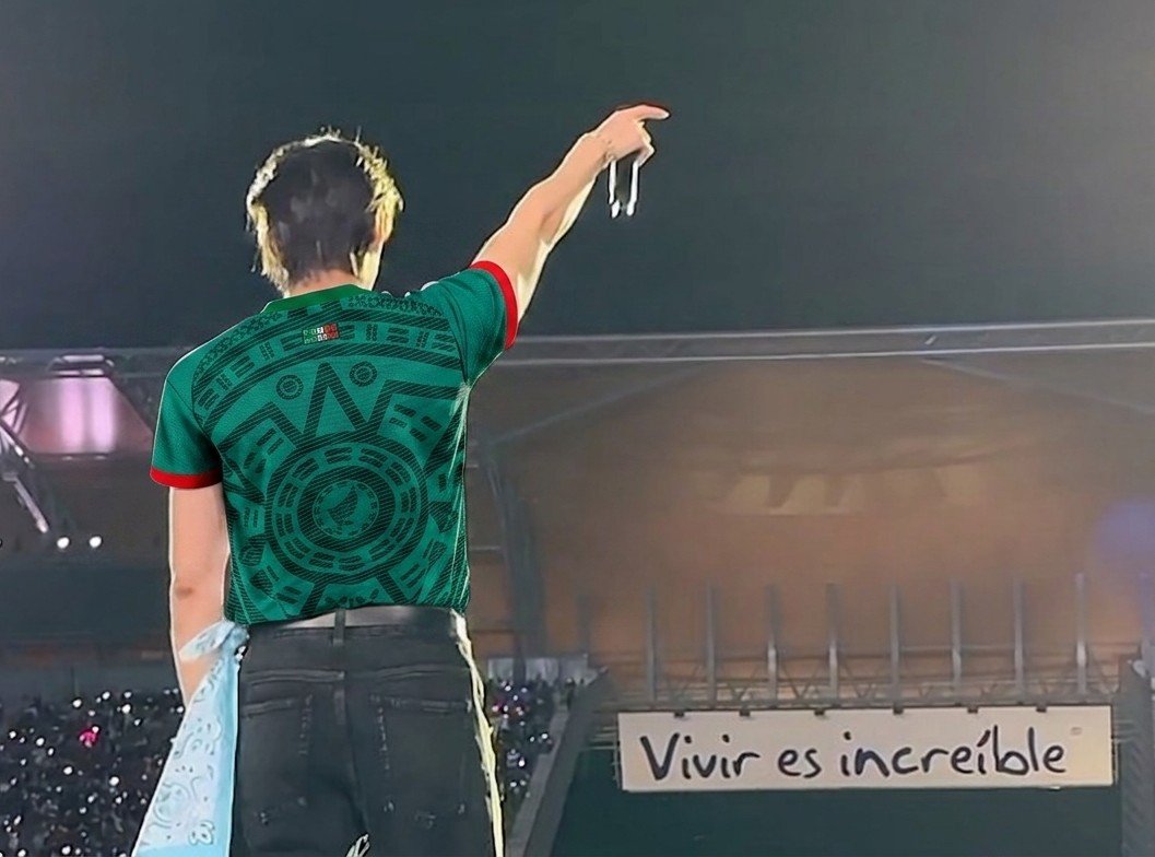 skzxfeliix's tweet photo. HOY SE GANA OTRA VEZ 🇲🇽 https://t.co/kS06lIgeZj