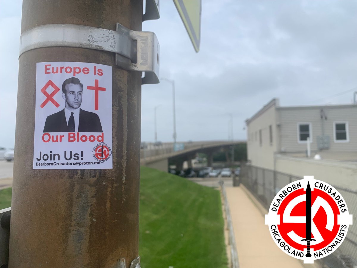 DearbornCruNats's tweet photo. Dearborn Crusaders distributed nationalist material in Lemont, Illinois! ⚡️🗡️

Get Active! Join Us!
DearbornCrusaders@proton.me https://t.co/VufSWpWYFa