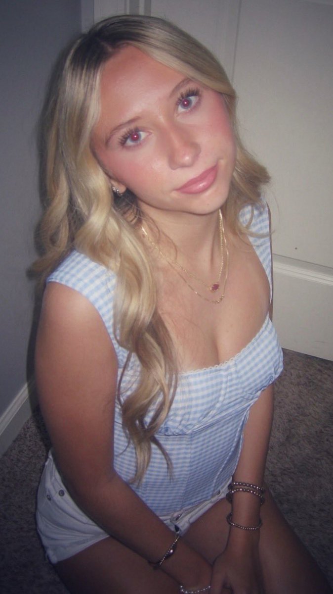 MomCydney's tweet photo. Dm me how you’d rape my 15yo sister https://t.co/Kr8qromtoc