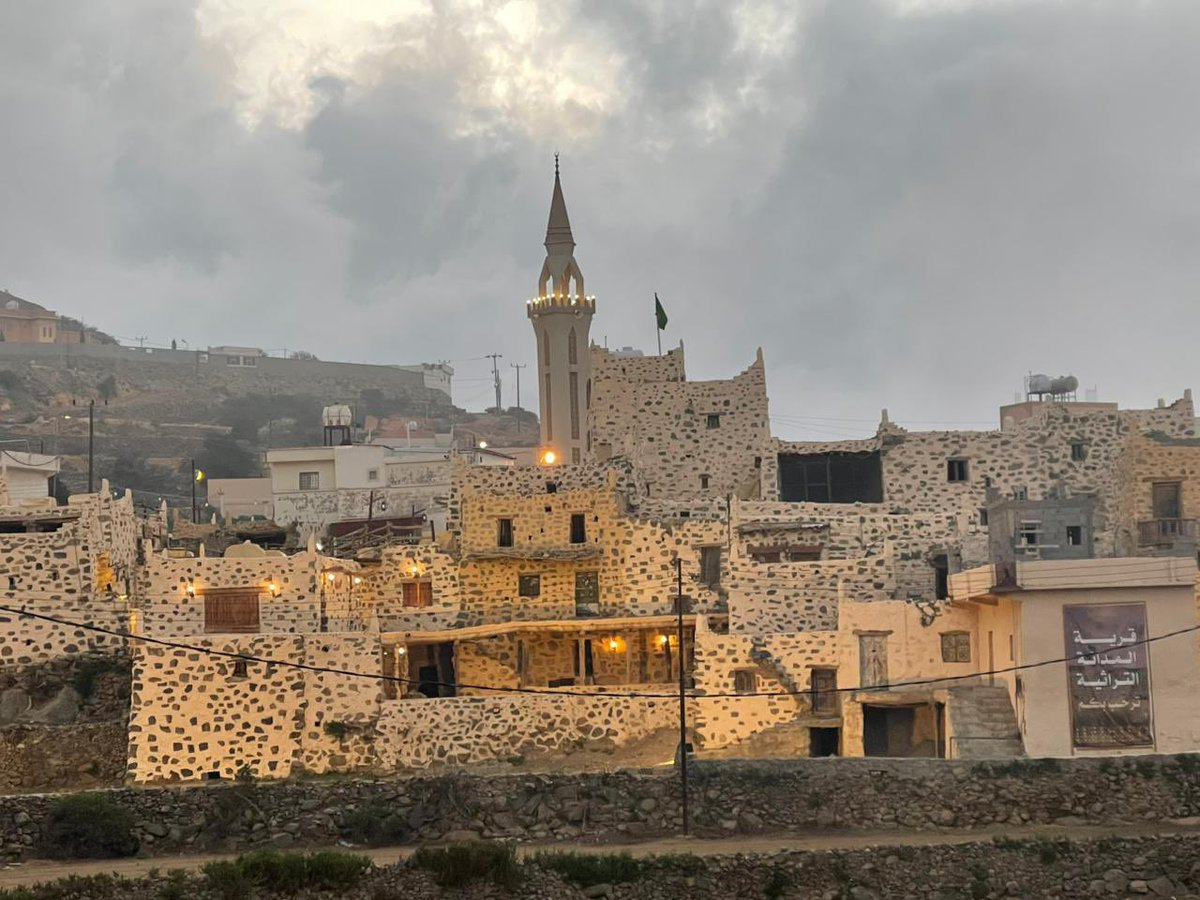 زياد الدريس tweet media