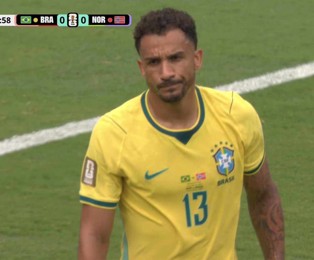 Oledobrasil's tweet photo. Alguém tire o Danilo da minha televisão https://t.co/oCcIyl04MM