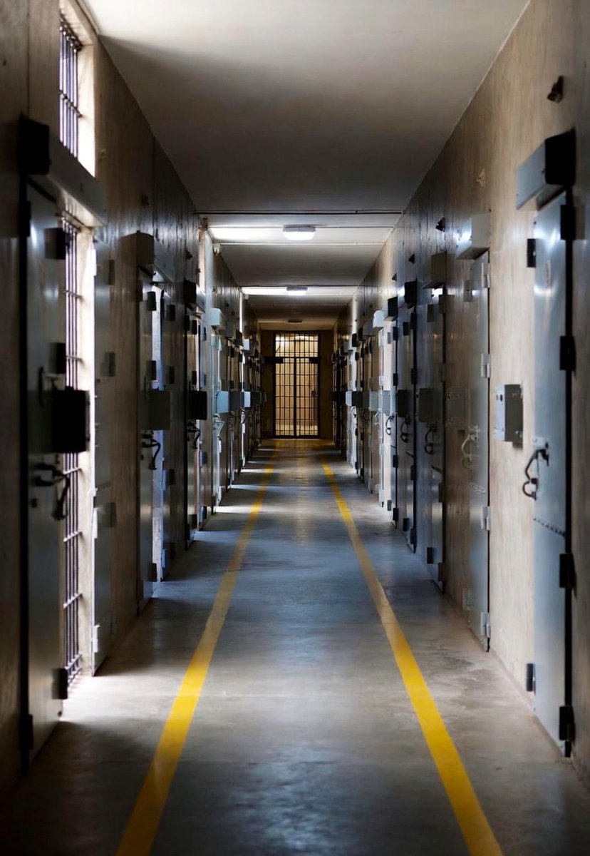 YourAnonOne's tweet photo. The United States has about 5 percent of the world’s population, but around 20 percent of all the prisoners on Earth. https://t.co/c49GKDYc4O