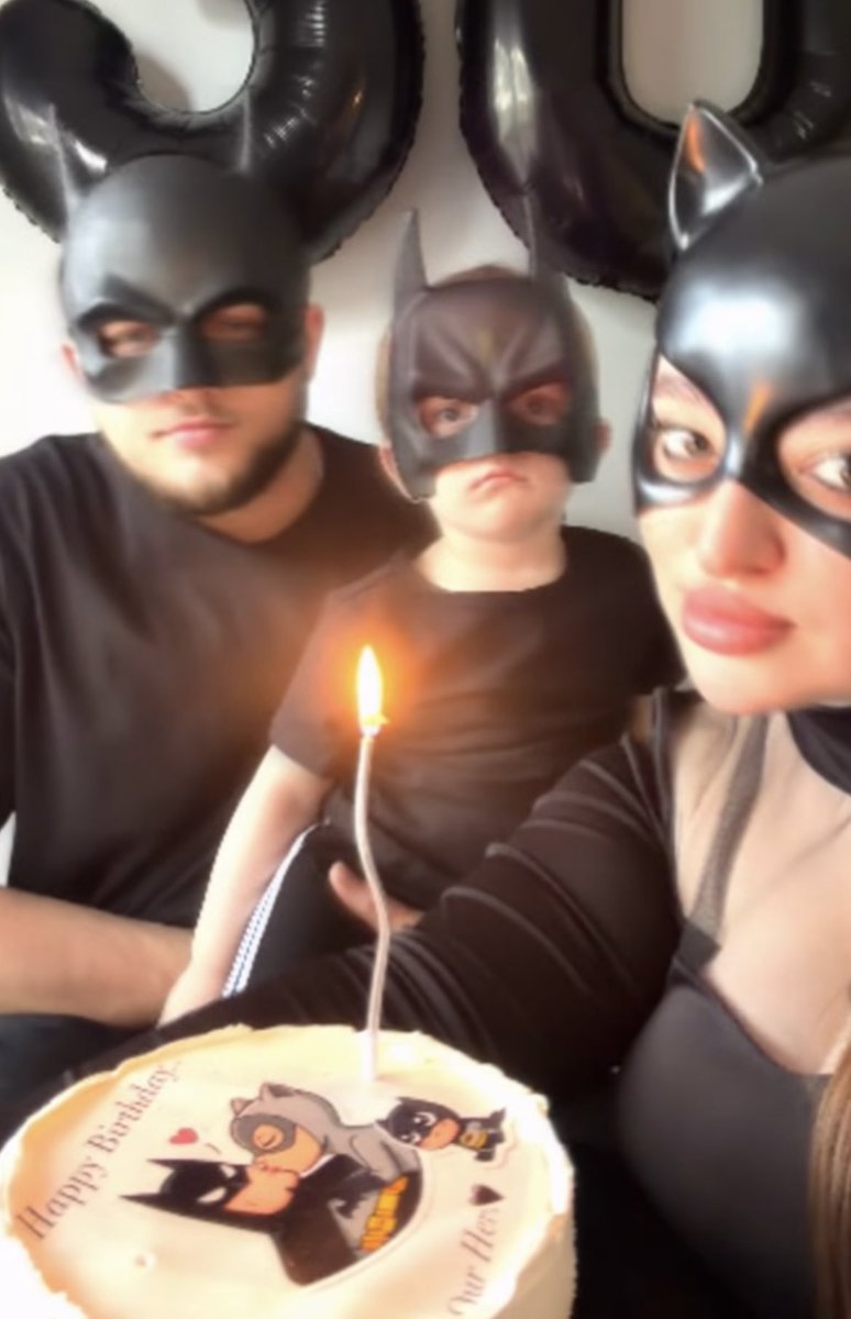 kittin_2's tweet photo. Could be us لو انتَ مهتم https://t.co/P0nZOygfHm