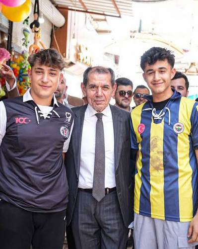 alp4607's tweet photo. @FollwTheLeader Götüne girsin siktim yalancı pezevenk😁😁🤣🤣 https://t.co/fNkqV34X5a