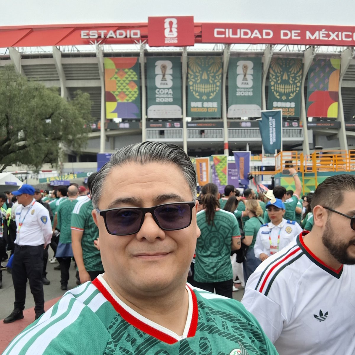 iranmanrs's tweet photo. Vamos México... https://t.co/FDdoVNAuPv