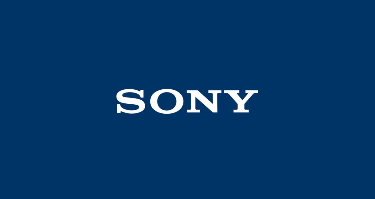 ConstantGTA's tweet photo. 🚨BREAKING: Sony killed physical discs and now Microsoft is trolling them with TWO companies at once.

 First Xbox advertised physical discs for the new Halo game right after Sony killed disc production. 

Now GitHub, also owned by Microsoft, just launched a promo letting developers burn their code onto a physical CD-ROM with the tagline "your code is physically yours, forever."  

Two Microsoft-owned companies trolling Sony within days of each other. 

Both timed perfectly with the backlash from GTA VI shipping without a disc and Sony announcing all discs are done by 2028. 

The irony is Microsoft has been pushing digital harder than anyone for years. 

Source: https://t.co/4yjE41ngtW