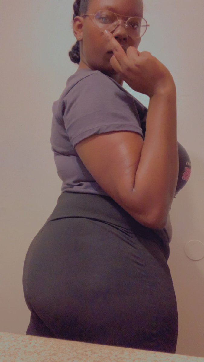 GoddessSoraya BNWO Findom 4/17 tweet media