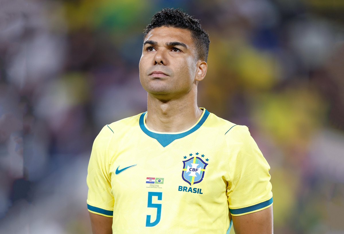 Draicker13's tweet photo. Danilo e Casemiro na minha opinião são as duas âncoras dessa Seleção Brasileira, tão sempre na cena do crime. https://t.co/eNPly6dEdq