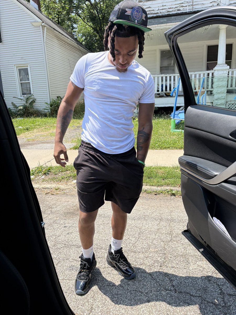 vsvonn1's tweet photo. 100 degrees https://t.co/VVIVq8B0fz