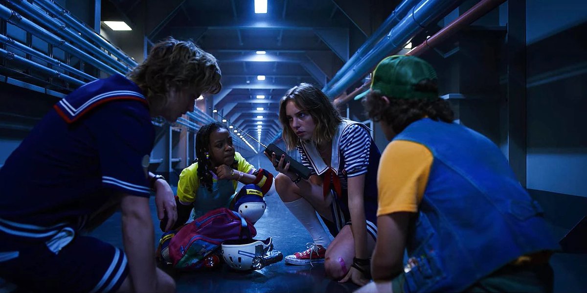 tinotonitini_'s tweet photo. I fear no summer will ever feel like Stranger Things season 3 summer https://t.co/9ndhbcYvWz