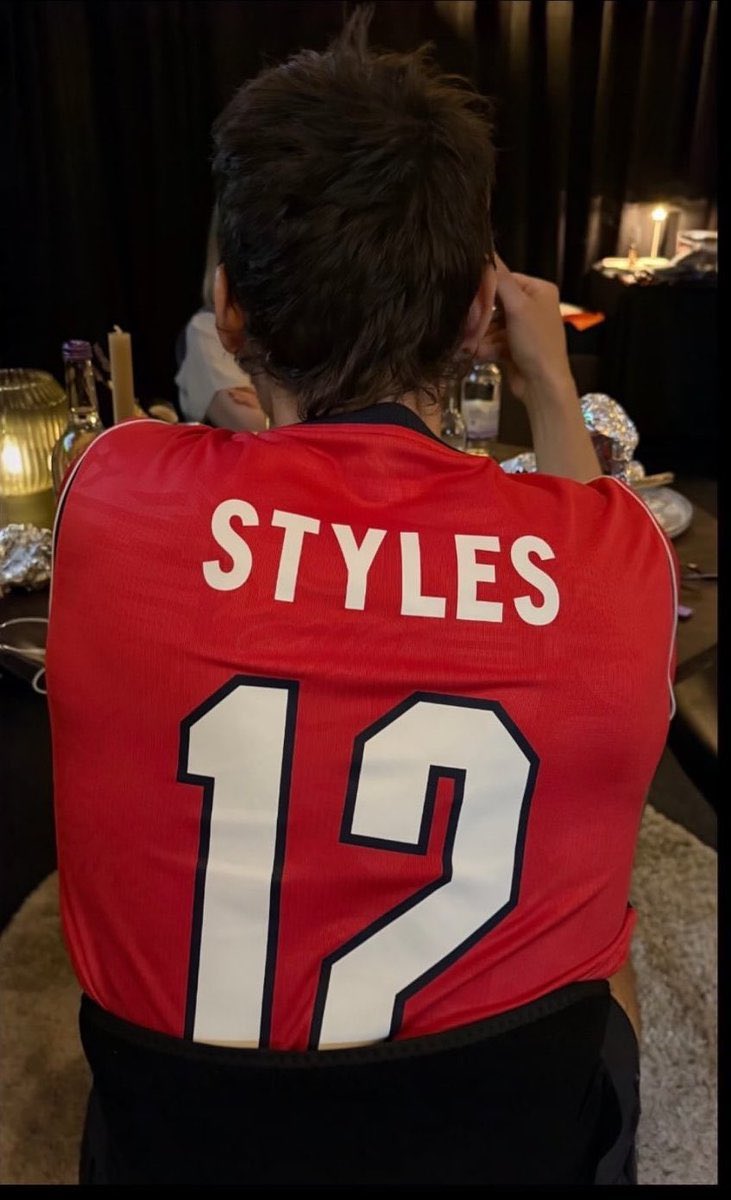 besitosrry's tweet photo. harry modo fifas https://t.co/MmElKAHQP1