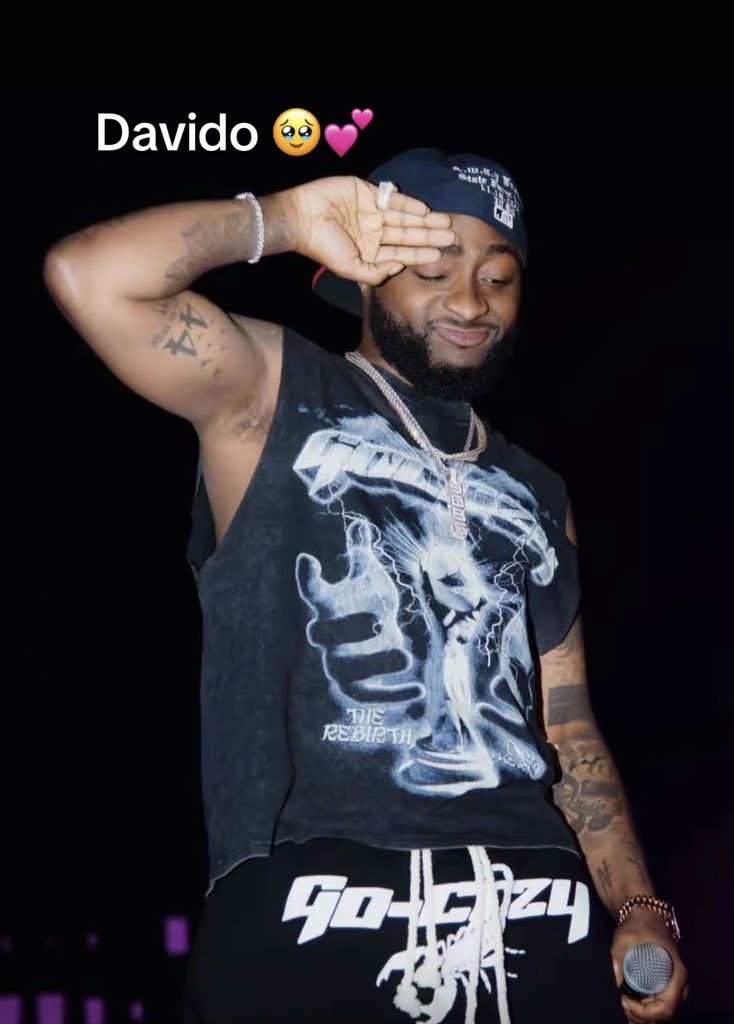 MissRozapepper's tweet photo. We don leave goat for Wizkid. ORIADE NA LION 🦁 👑 https://t.co/lI62FkJpIi