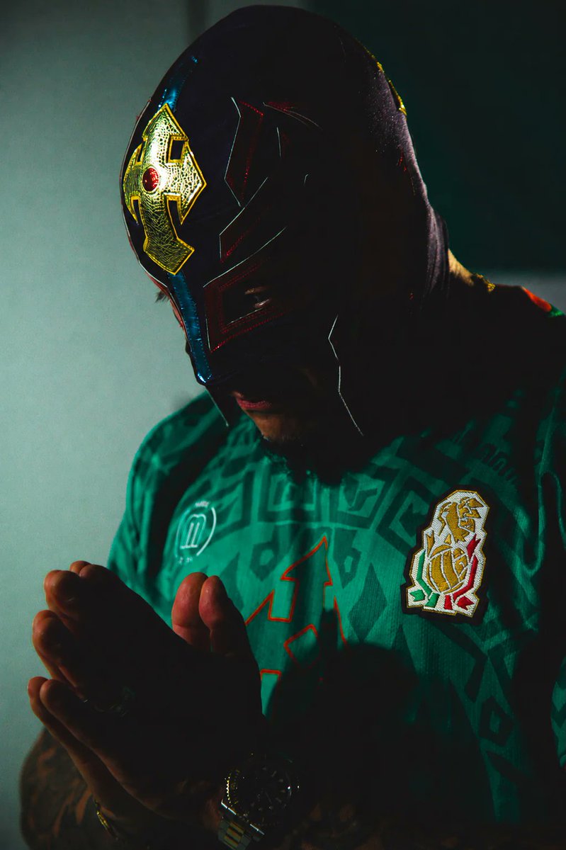 JustFreshKicks's tweet photo. Rey Mysterio x Mundial Mexico Jersey 🇲🇽 https://t.co/Msph6OSWEy