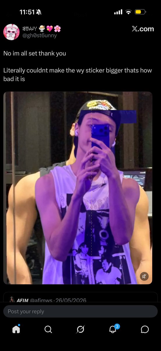 afimws's tweet photo. i swear woosan watching our tweets about the size difference between them https://t.co/9FvnJKSILw