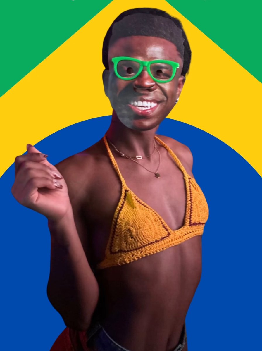 chernodan's tweet photo. tô achando a vini tão cansada https://t.co/z7oN5eIdb4