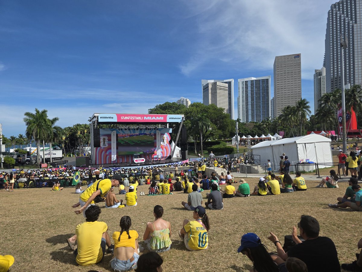 JohnMHighfield1's tweet photo. Miami 🇧🇷🇧🇷🇧🇷⚽️🏆 https://t.co/Y7MX2xCt70