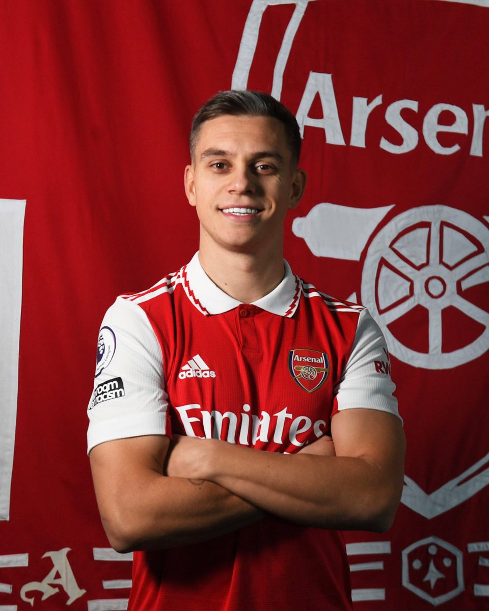 Redcanon12's tweet photo. You’ll always be one of ours.
We’ll never forget you.
Once a gunner, always a gunner.

Thank you Legend.

“It’s not so important what people think when you come in… It’s much more important what people think when you leave.” Klopp. https://t.co/4UKluGjpIx