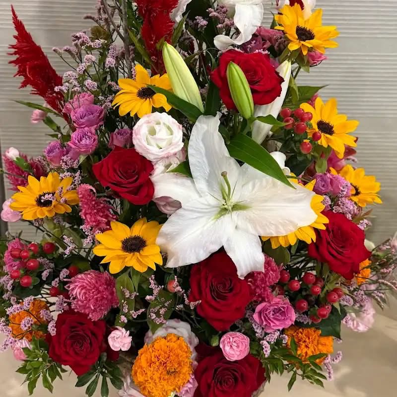kazuhito_1111's tweet photo. 【神人 今日の一言2026.7.6】
〜欺瞞の境界線〜

ズル賢さというものは
上手に誤魔化し騙しているつもりでも
必ず分かる人には分かるものです

心情や状況を理解した上で
敢えて合わせていることもあります

誤魔化さざるを得なかったのか
簡単に騙せると得意げなのか
常習性があるのか　それともないのか

言葉の嘘や表情・所作から受け取る違和感は
遅かれ早かれ必ず表面化してくるものであり
どんなに演技の上手い有名な役者でさえも
生き方を見れば分かるものです

御縁を頂いた方々からとの大切な信用を
失わないような生き方をしましょう

みなみなうれしうれしたのしたのし
かわるかわるありがたいありがたい
あいをいただきさしあげひろがる◎
神人 拝

神人-kamihito-公式YouTubeチャンネルよりシェア
https://t.co/tUJwWXT1b0