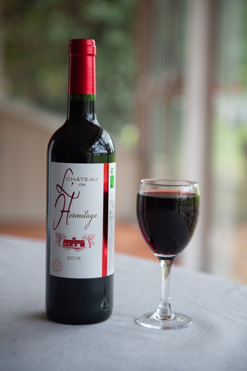 MercatoPlein's tweet photo. 🚨🇵🇾 GALARZA A ENFIN PRIS ROUGE !!! 

Le milieu paraguayen vient de commander un verre de Château de l'Hermitage au restaurant.

(🗞️ Eli Minet)
#frapar https://t.co/zMSal2C2i2