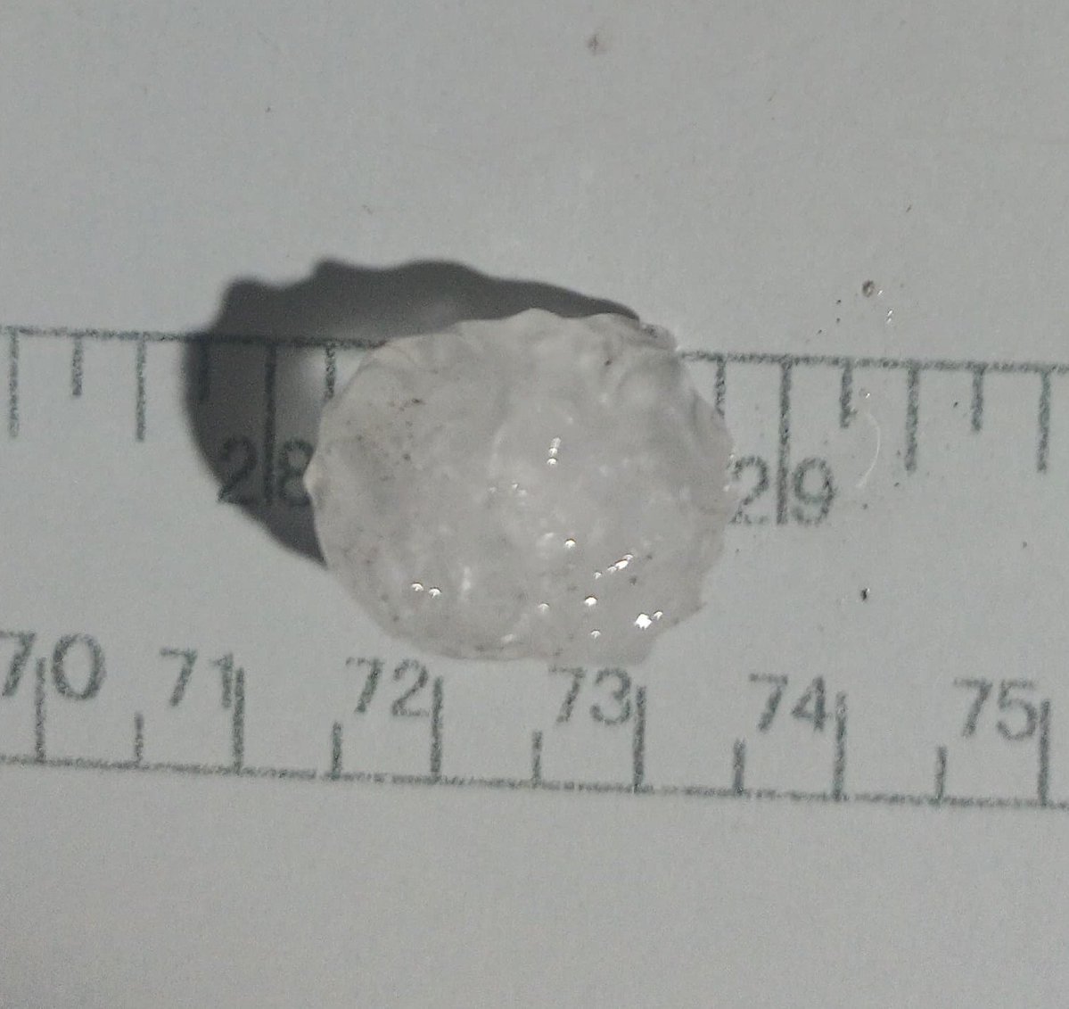delreportero's tweet photo. #ReporteCiudadano caída de granizo en  Amozoc, #Puebla https://t.co/6OrqcyvAoX https://t.co/f30M35AZG1