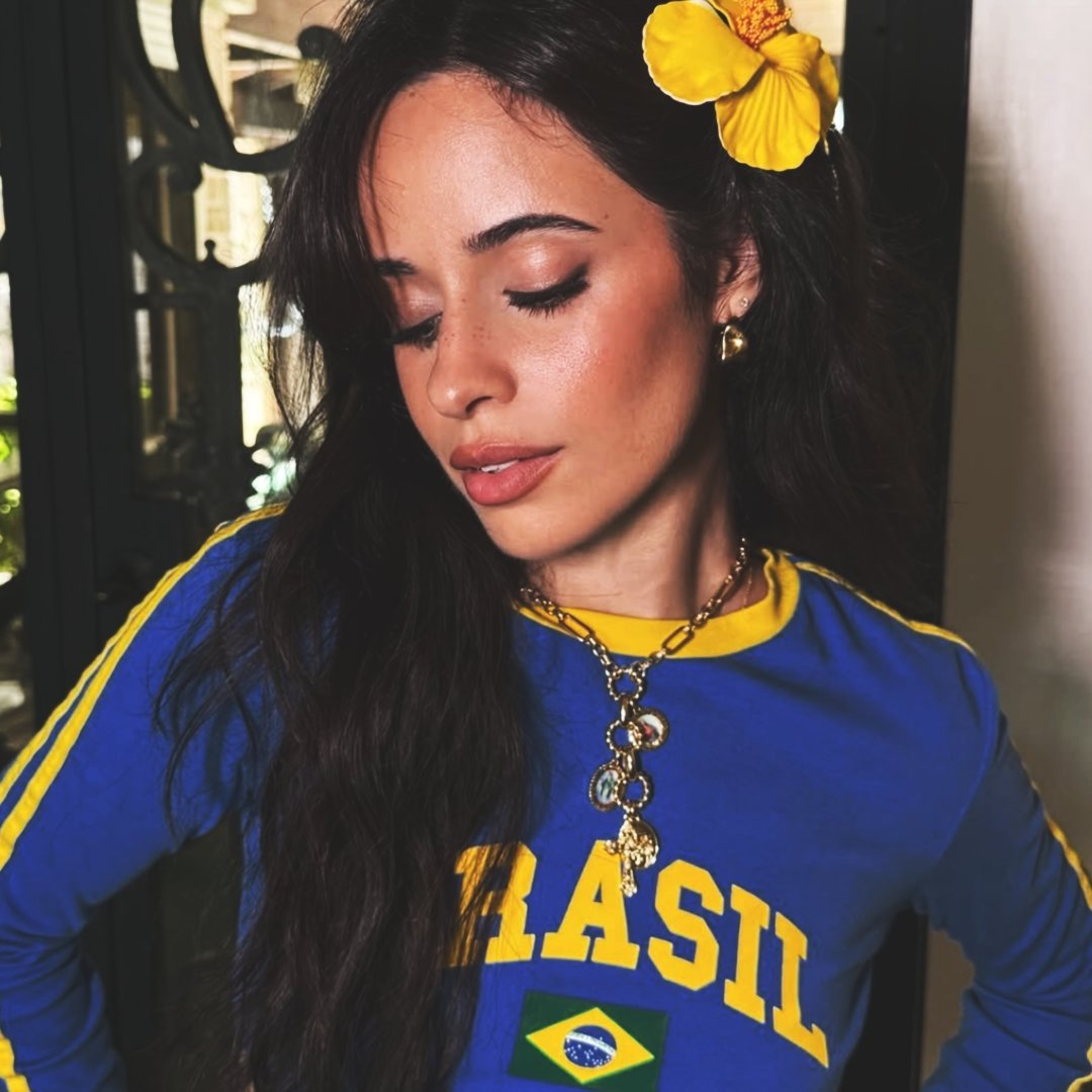 CCFortalezaNews's tweet photo. A CAMILA CABELLO DA SORTE TÁ PASSANDO NA SUA TL . https://t.co/pBVEau0Z9K