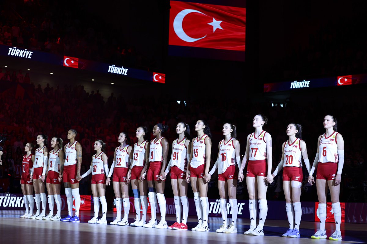 gibbybaris's tweet photo. 🇹🇷 Filenin Sultanları'nın maçları bu hafta yeniden başlıyor

⚡️ 8 Temmuz 06.00 x 🇵🇱 Polonya 
⚡️ 10 Temmuz 07.00 x 🇺🇸 Amerika
⚡️ 11 Temmuz 13.20 x 🇯🇵 Japonya 
⚡️ 12 Temmuz 09.30 x 🇹🇭 Tayland

📍 🇯🇵 Osaka, Japonya
📺 TRT Spor / S Sport / VB TV https://t.co/y6GkKUrz3s