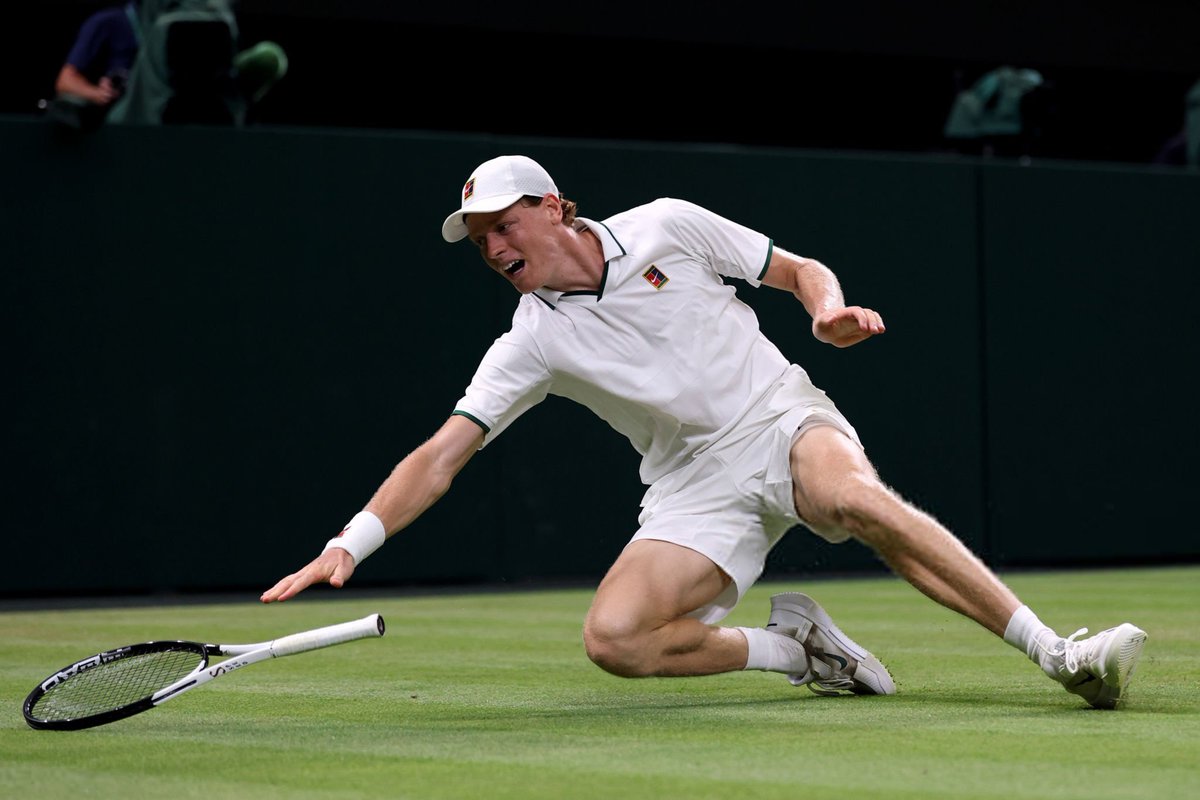 Sinner_HQ's tweet photo. Jannik Sinner #Wimbledon https://t.co/VIiSPknGW8