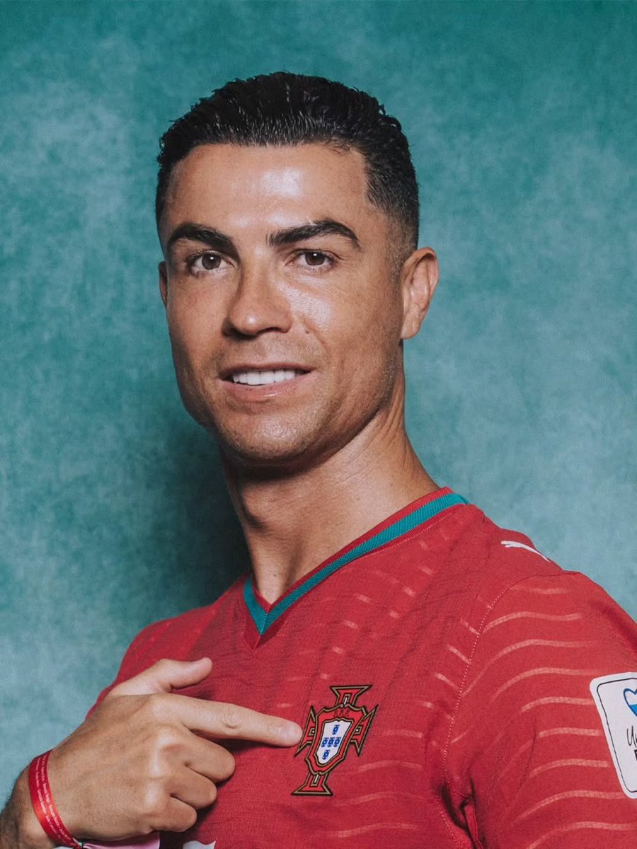 Fooootest's tweet photo. 🚨公式発表🚨

今大会がロナウドの最後のW杯に🏆
　
会見の中で本人が明言
「これが僕にとって最後のW杯だ。さあ、楽しもう！」 https://t.co/4pmtqOUB7j
