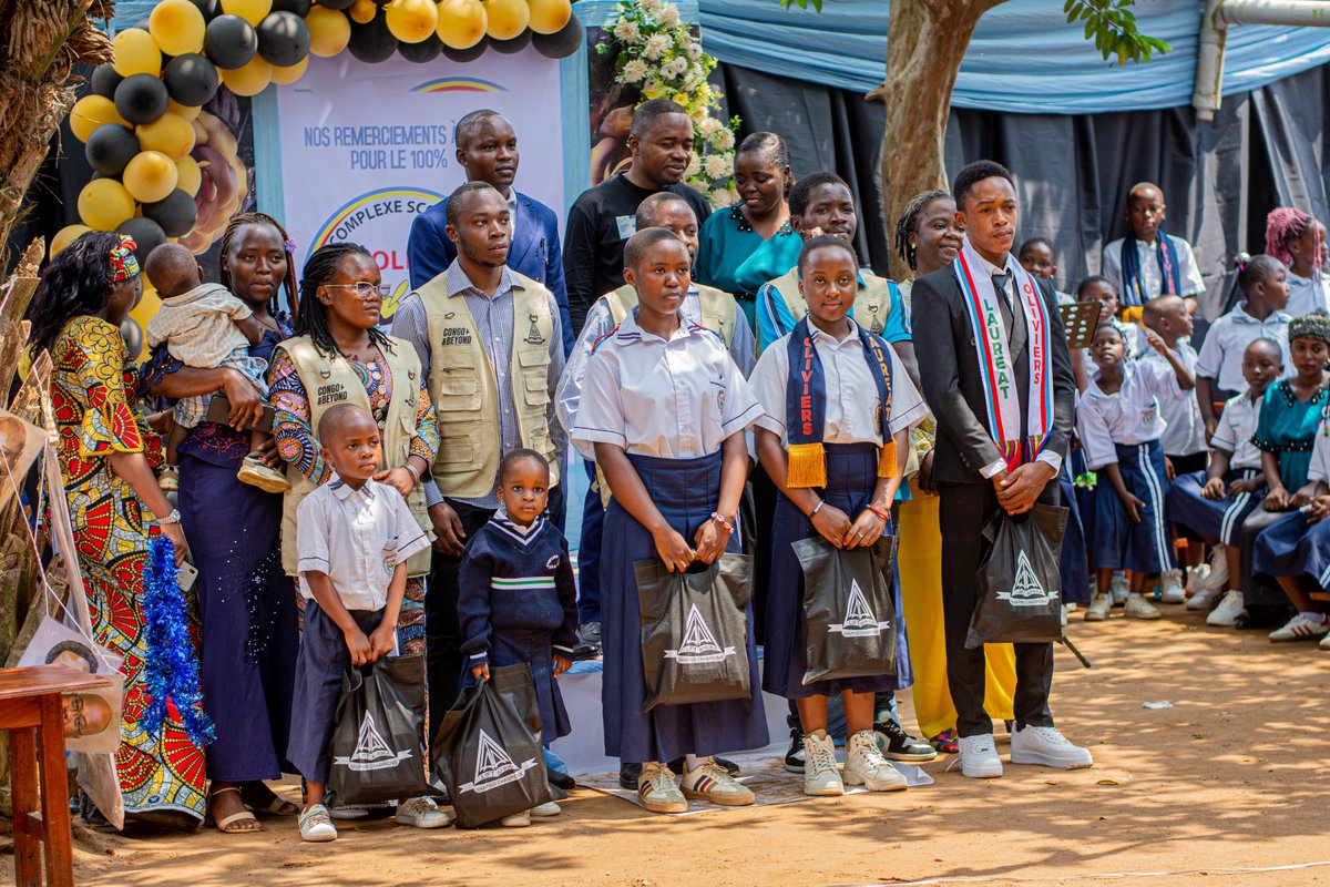 liftafrikacd's tweet photo. Le 04 juillet 2026, l'équipe de Lift Afrika a participé à la proclamation des résultats du Complexe Scolaire Les Oliviers. Nous avons récompensé les élèves ayant obtenu les meilleurs résultats pour encourager l'excellence scolaire. Félicitations à tous! #LiftAfrika #Éducation https://t.co/mU6nCJjPRq