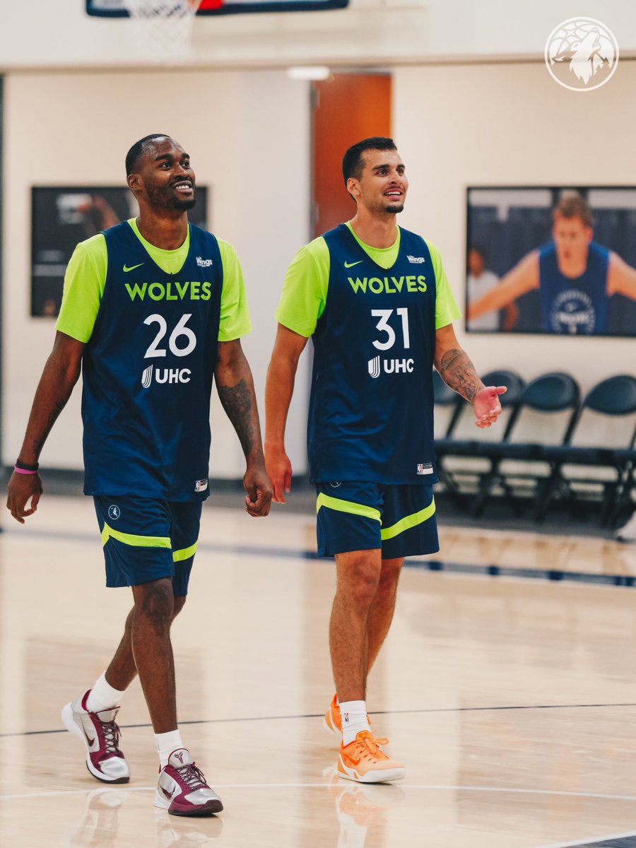 Timberwolves's tweet photo. great first day. 👏 https://t.co/K6Wlu22f12