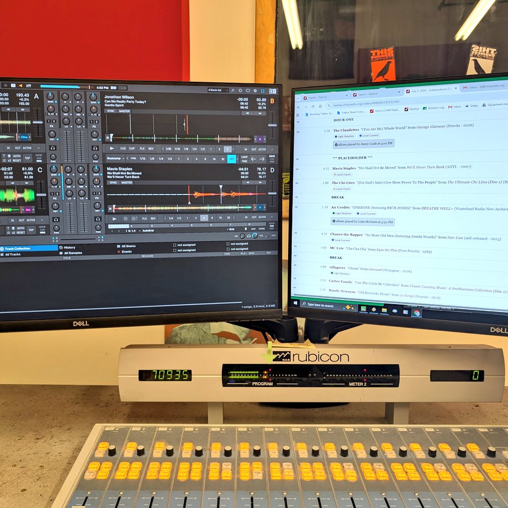 jlizak's tweet photo. Happy Sunday! I've got a great show of some of my favorite American classic songs, in honor of #America250. Join me live on @chirpradio from 4-6pm at 107.1fm and https://t.co/Qw0QddeVMt 🇺🇸🎶📻 https://t.co/2vn8OuxKgL