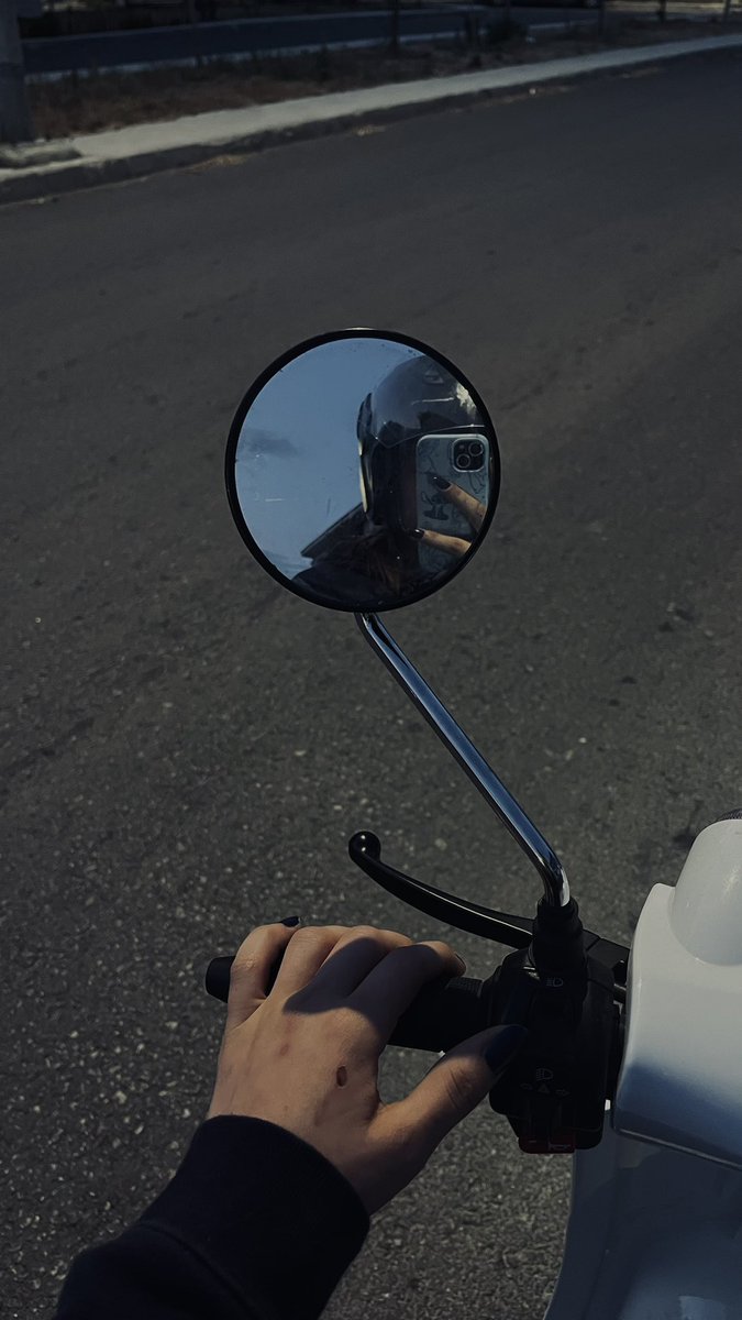 SecginSedef's tweet photo. ririrararam 🛵 https://t.co/JmpkNEmMTn