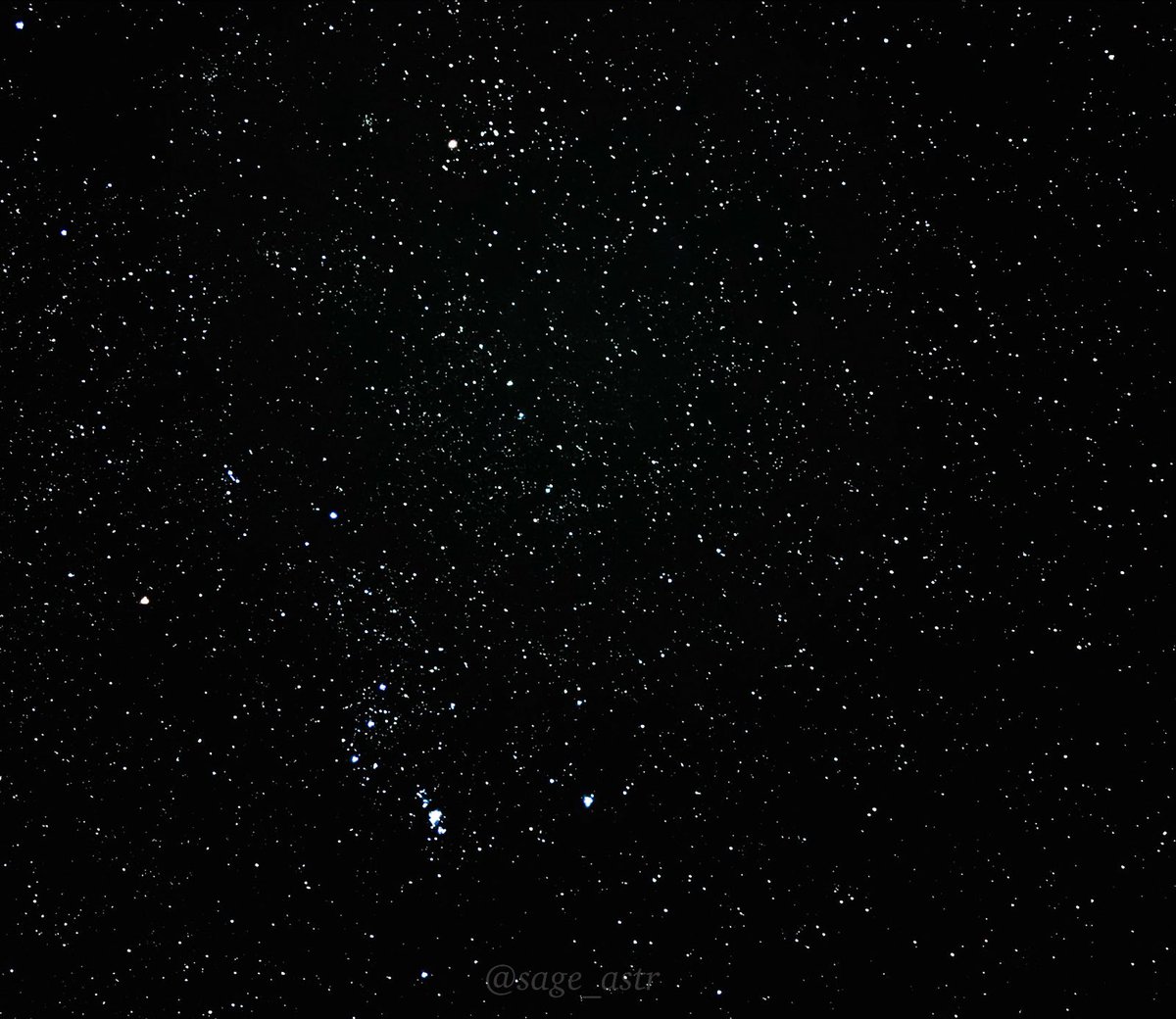 sage_astr's tweet photo. the amount of stars you see when you’re away from light pollution is insane https://t.co/PJ4M5epUjA