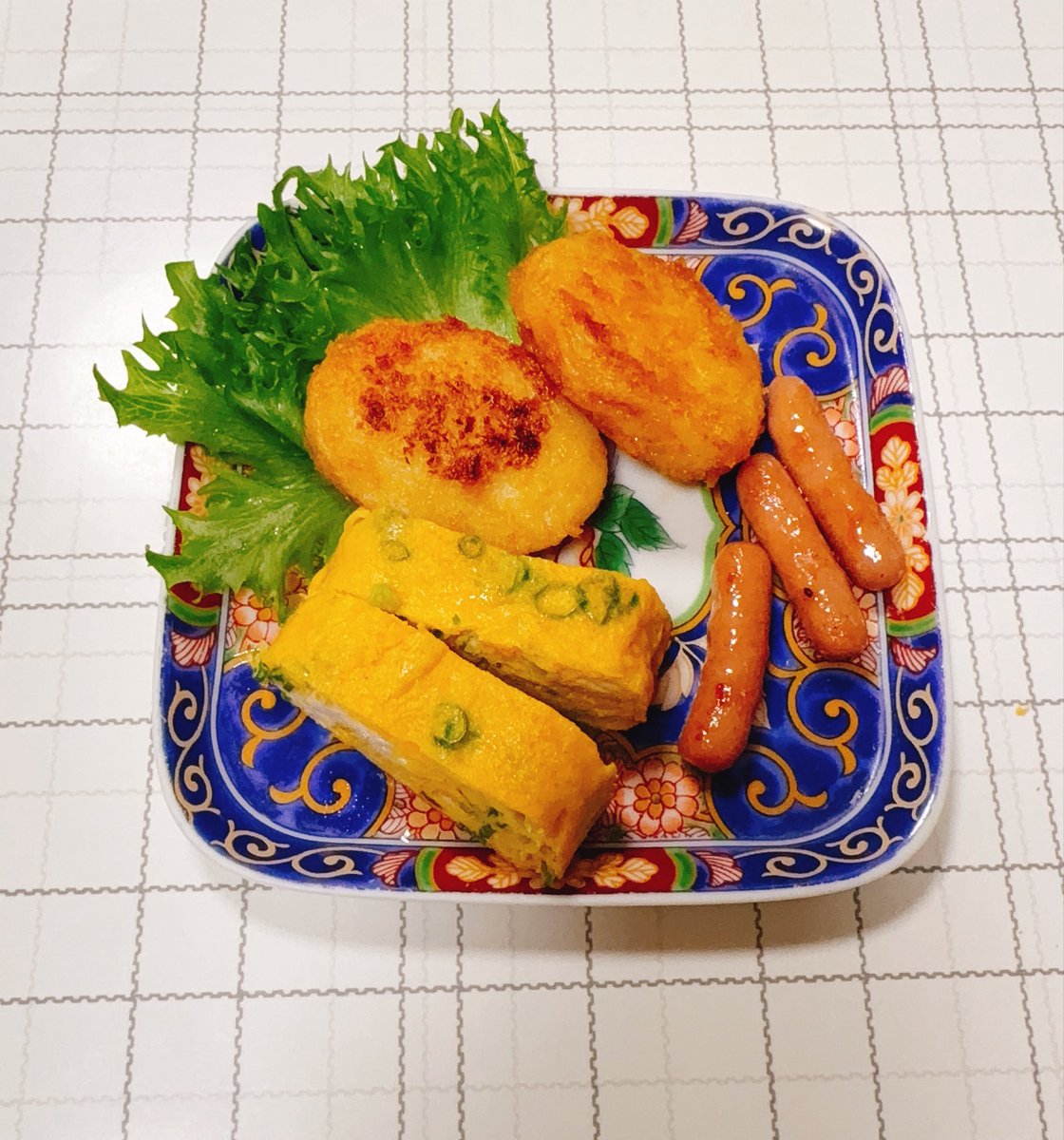 moppuchio0903's tweet photo. 🌿🥯おはようございます⏰☀️𓈒𓂂𓏸
どんより雨空☔️な月曜日☁️頑張ってこー
*¨¸🌧💙 ☔*¨¸🌧💙 ☔* ¨🌧💙☔ https://t.co/9h0yA4wBIB