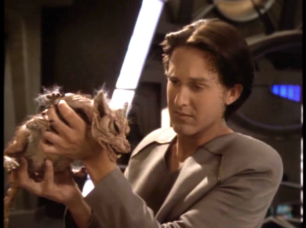 ParMachCast's tweet photo. New Episode Day!!
This week, we finally get a Dax episode that is actually ABOUT Jadzia as she mentors a Trill initiate and reckons with Curzon's assholery. Meanwhile, the gang decides whether to destroy another universe to save their own.
#DeepSpaceNine #DS9 #StarTrek #Podcast https://t.co/dTVTgpT7AB