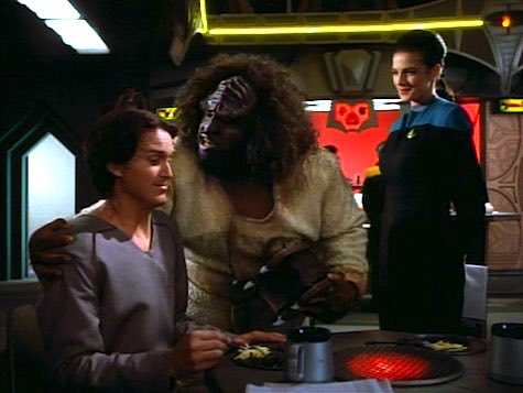 ParMachCast's tweet photo. New Episode Day!!
This week, we finally get a Dax episode that is actually ABOUT Jadzia as she mentors a Trill initiate and reckons with Curzon's assholery. Meanwhile, the gang decides whether to destroy another universe to save their own.
#DeepSpaceNine #DS9 #StarTrek #Podcast https://t.co/dTVTgpT7AB